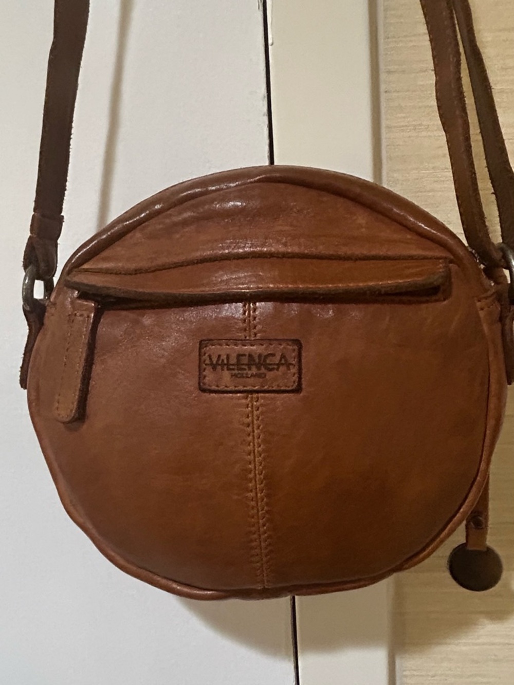 Vilenca Holland Vintage Brown Woven Round Crossbody Bag - Picture 15 of 16